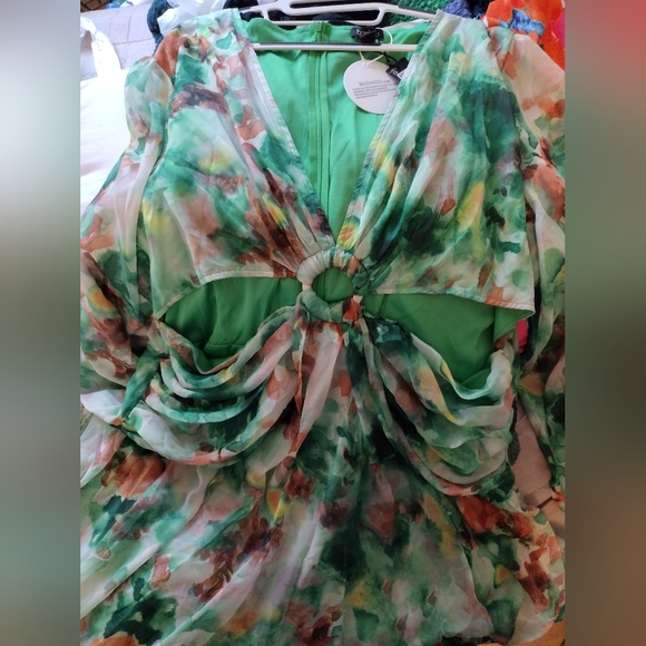 Maxi - Picture 7 of 7